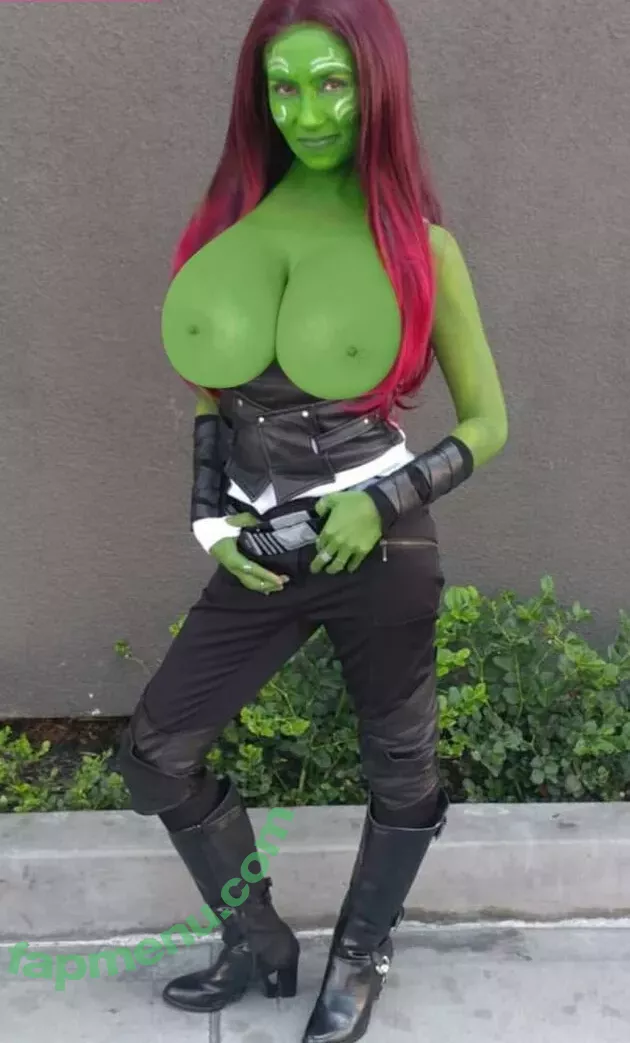 Trisha Hershberger nude photo #0987 (thatgrltrish / trishahershberger / trishahershbergerstreams)