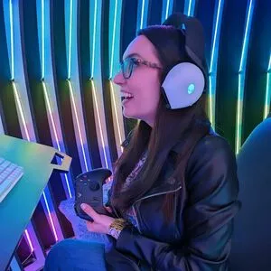 Trisha Hershberger / thatgrltrish / trishahershberger / trishahershbergerstreams nude photo #1027