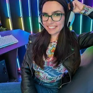 Trisha Hershberger / thatgrltrish / trishahershberger / trishahershbergerstreams nude photo #1030