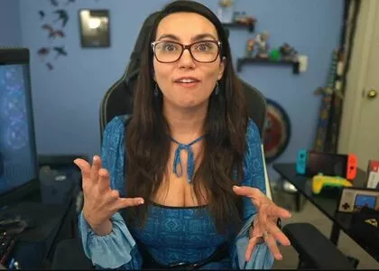 Trisha Hershberger / thatgrltrish / trishahershberger / trishahershbergerstreams nude photo #1417