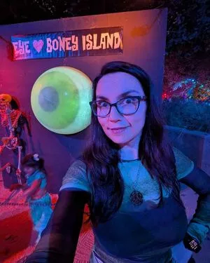 Trisha Hershberger / thatgrltrish / trishahershberger / trishahershbergerstreams nude photo #1440