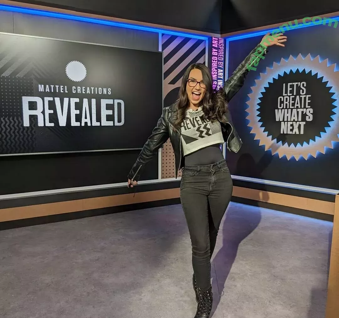 Trisha Hershberger nude photo #1035 (thatgrltrish / trishahershberger / trishahershbergerstreams)