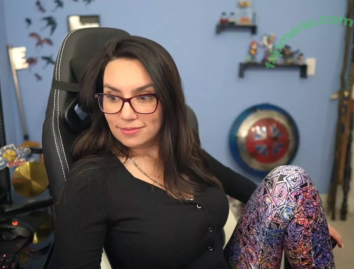 Trisha Hershberger nude photo #1045 (thatgrltrish / trishahershberger / trishahershbergerstreams)