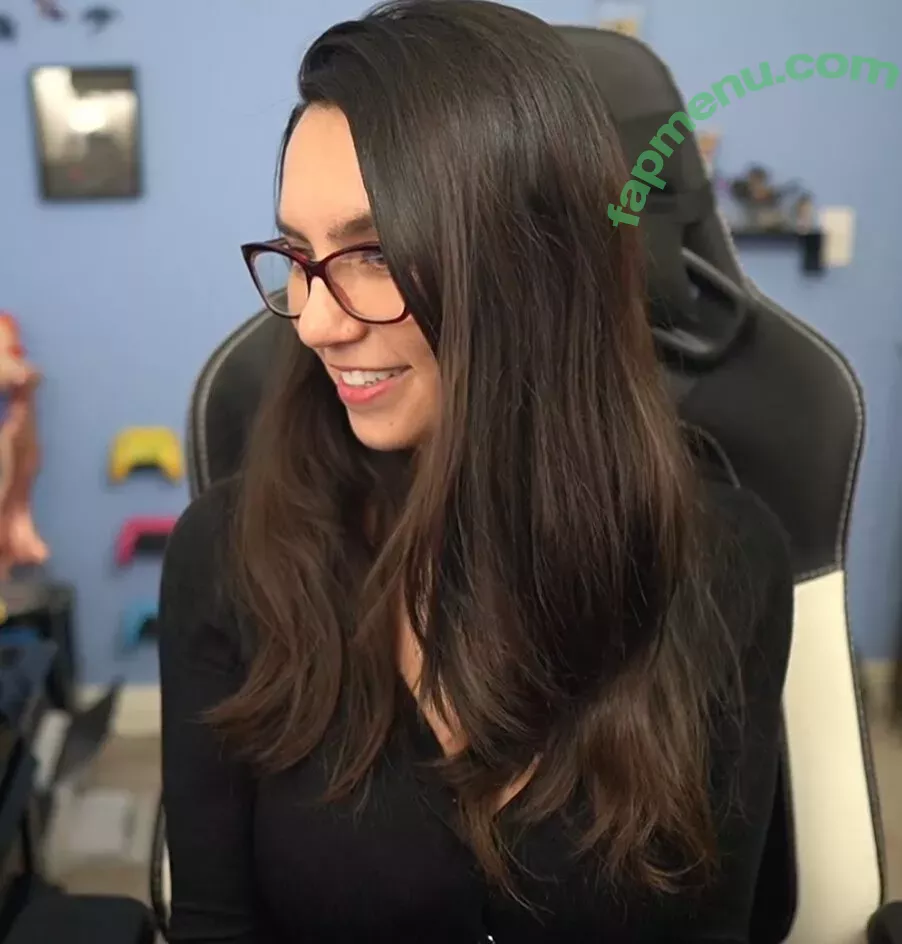 Trisha Hershberger nude photo #1049 (thatgrltrish / trishahershberger / trishahershbergerstreams)