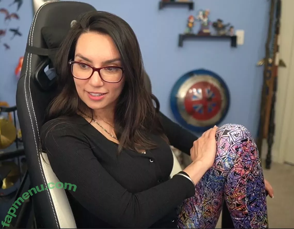 Trisha Hershberger nude photo #1051 (thatgrltrish / trishahershberger / trishahershbergerstreams)