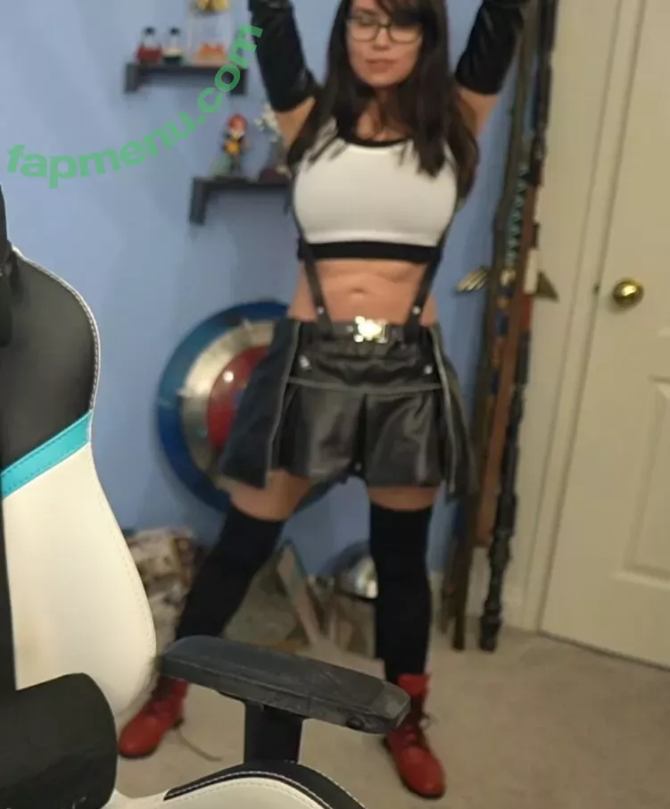 Trisha Hershberger nude photo #1057 (thatgrltrish / trishahershberger / trishahershbergerstreams)