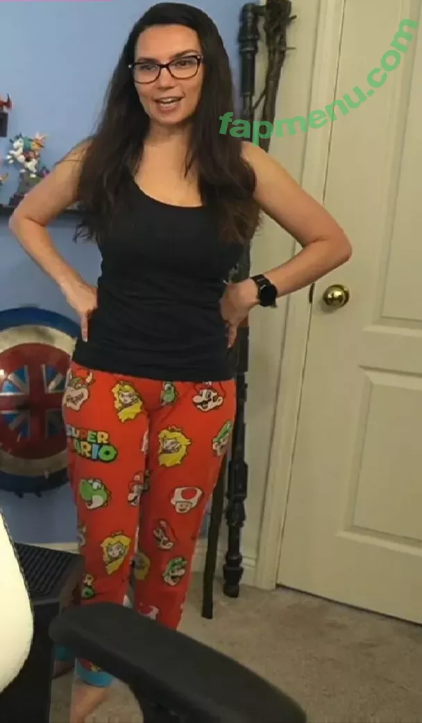 Trisha Hershberger nude photo #1082 (thatgrltrish / trishahershberger / trishahershbergerstreams)