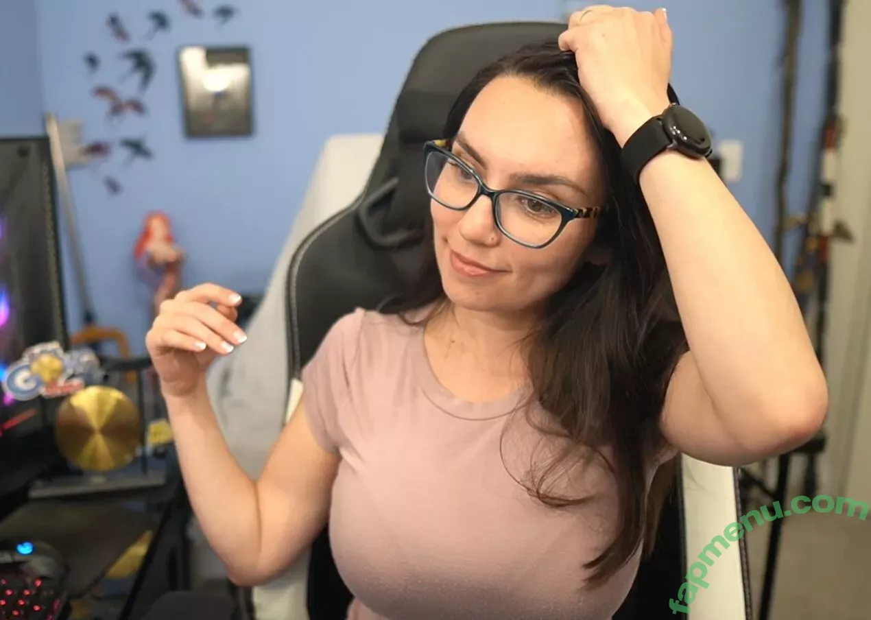 Trisha Hershberger nude photo #1088 (thatgrltrish / trishahershberger / trishahershbergerstreams)