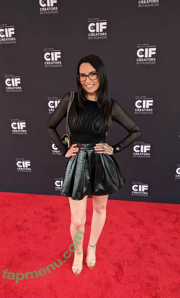 Trisha Hershberger nude photo #1161 (thatgrltrish / trishahershberger / trishahershbergerstreams)