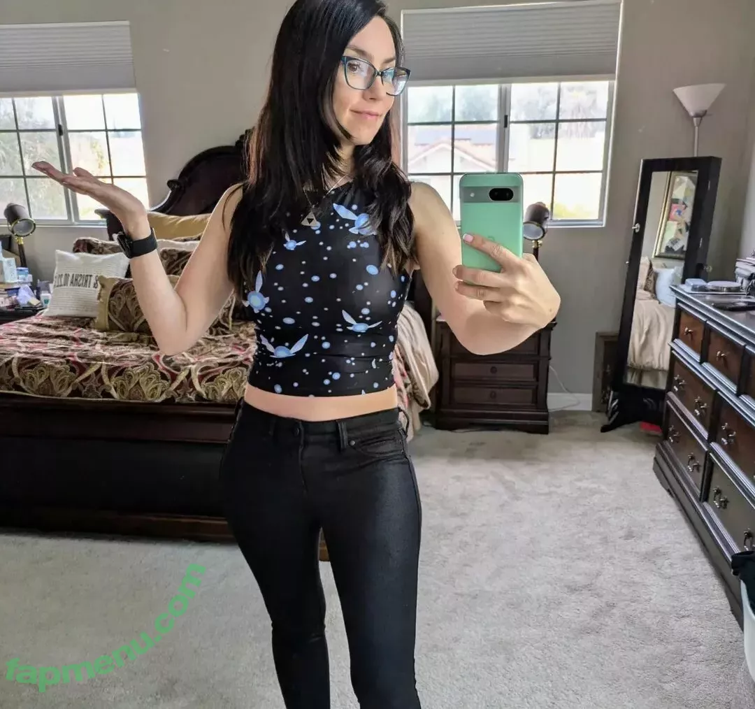 Trisha Hershberger nude photo #1196 (thatgrltrish / trishahershberger / trishahershbergerstreams)