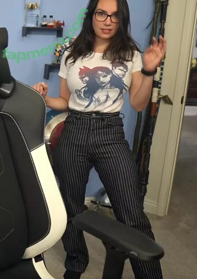 Trisha Hershberger nude photo #1221 (thatgrltrish / trishahershberger / trishahershbergerstreams)