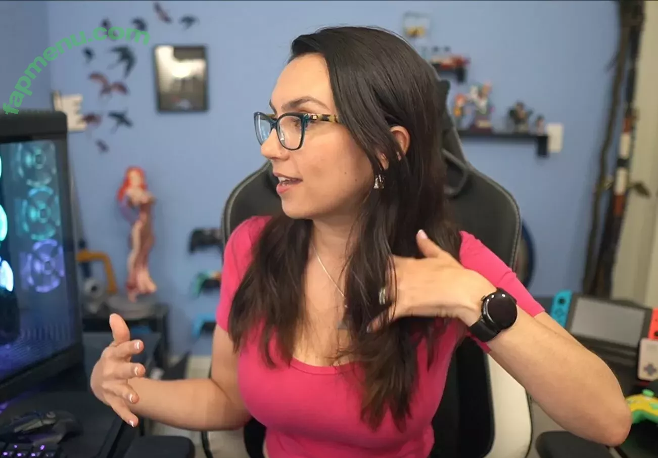 Trisha Hershberger nude photo #1225 (thatgrltrish / trishahershberger / trishahershbergerstreams)