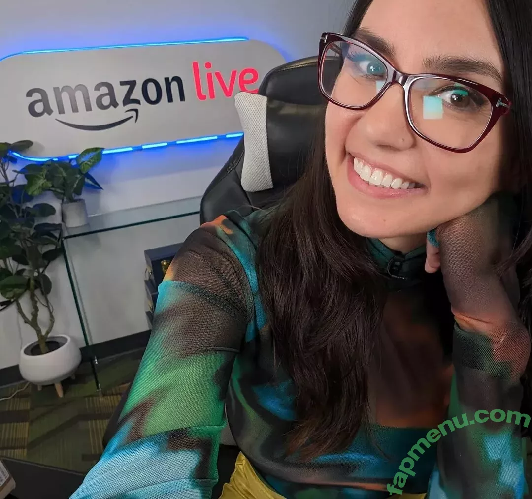 Trisha Hershberger nude photo #1232 (thatgrltrish / trishahershberger / trishahershbergerstreams)