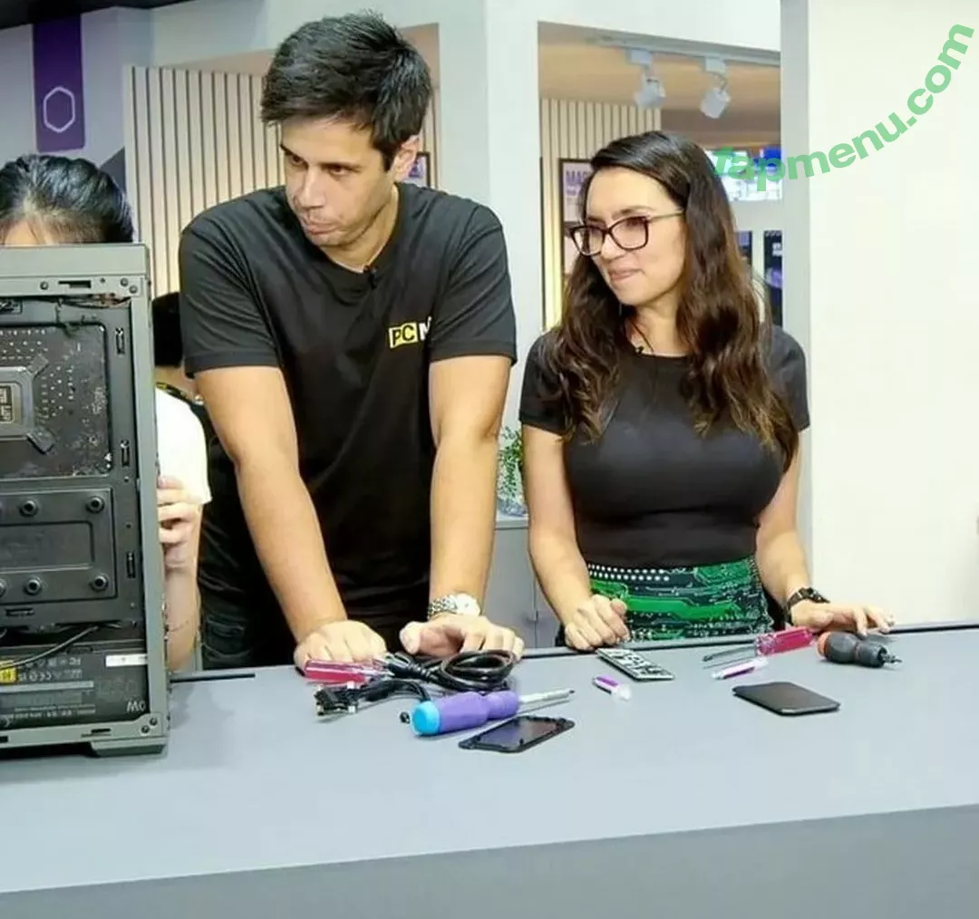 Trisha Hershberger nude photo #1234 (thatgrltrish / trishahershberger / trishahershbergerstreams)