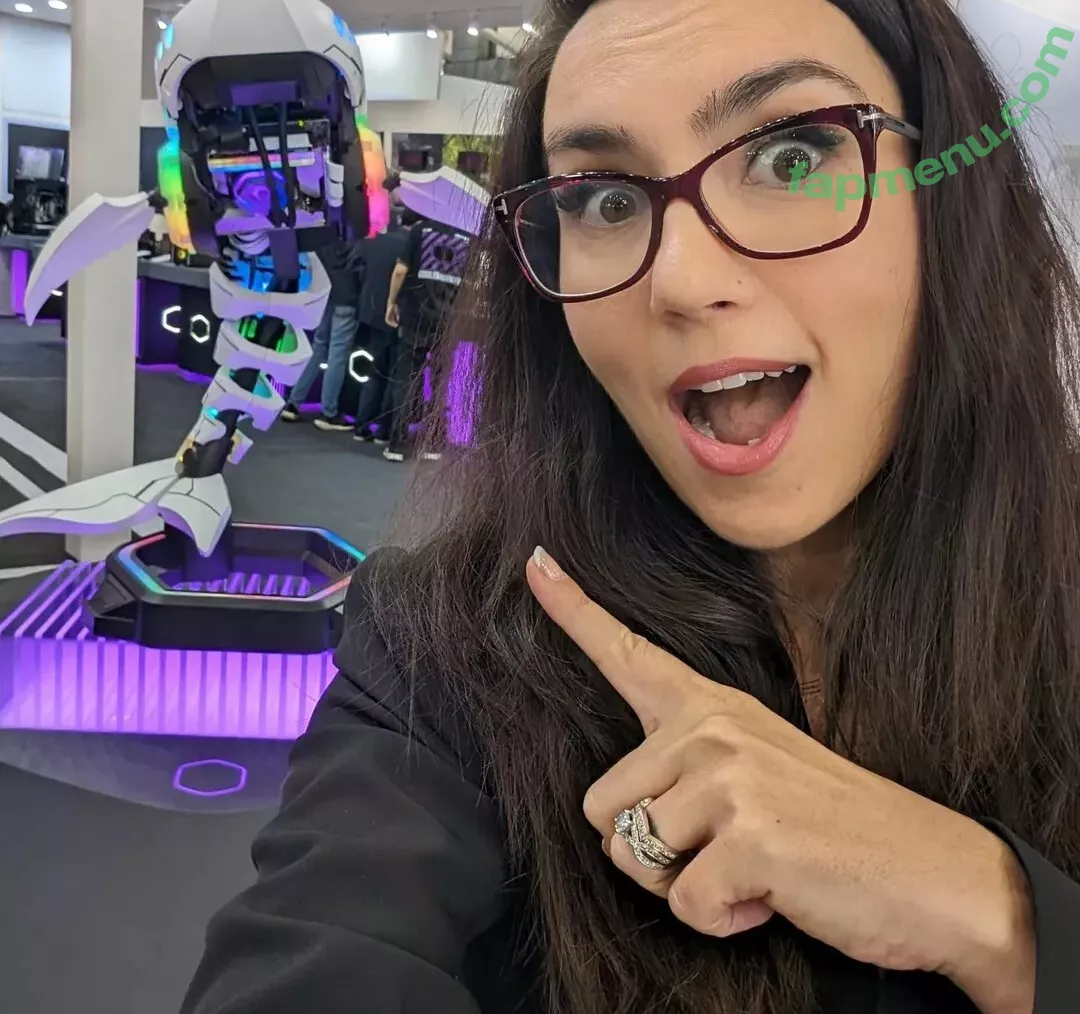 Trisha Hershberger nude photo #1238 (thatgrltrish / trishahershberger / trishahershbergerstreams)