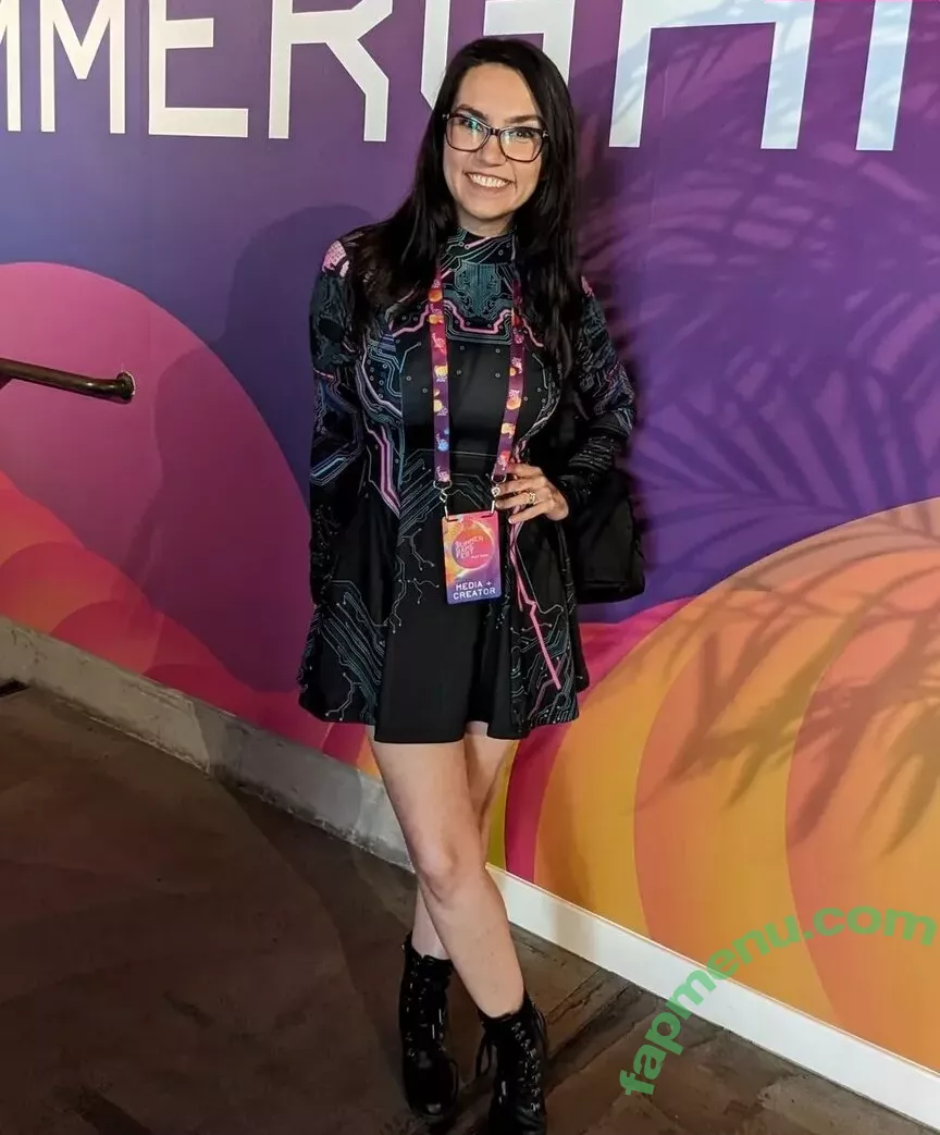 Trisha Hershberger nude photo #1253 (thatgrltrish / trishahershberger / trishahershbergerstreams)