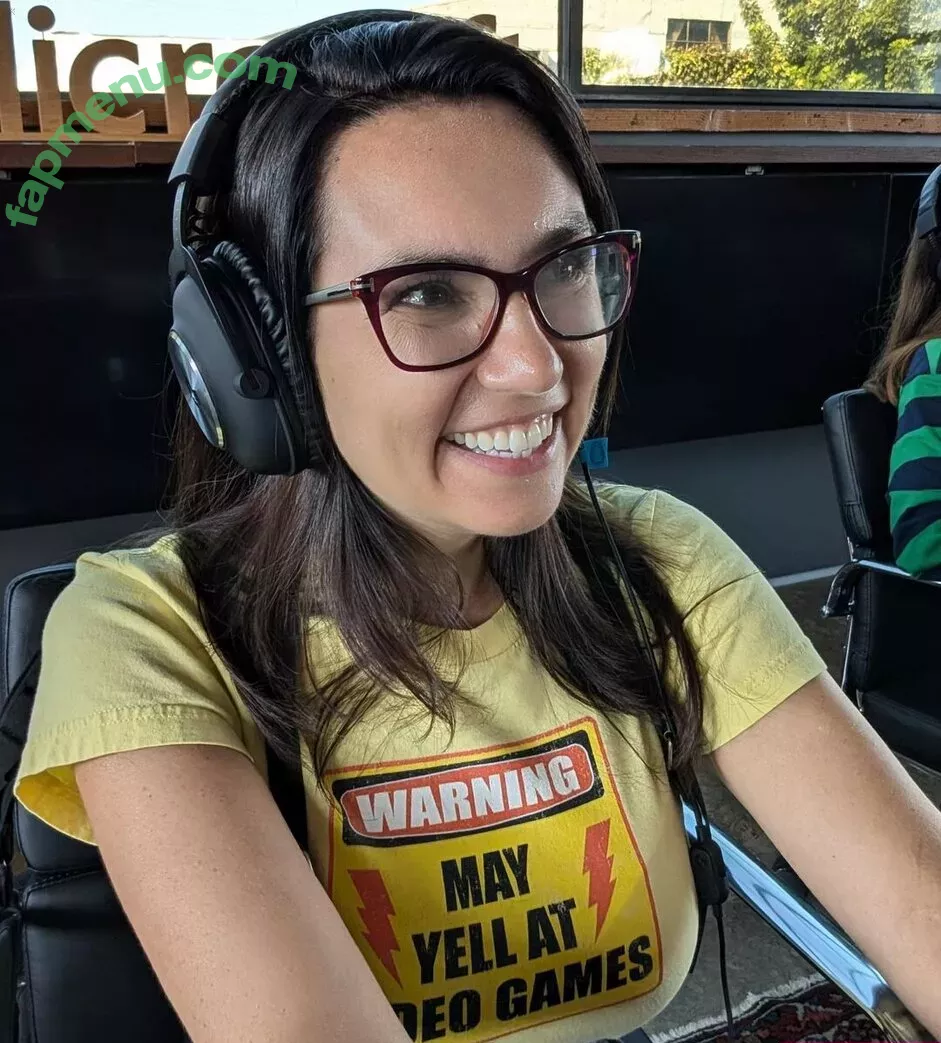 Trisha Hershberger nude photo #1362 (thatgrltrish / trishahershberger / trishahershbergerstreams)