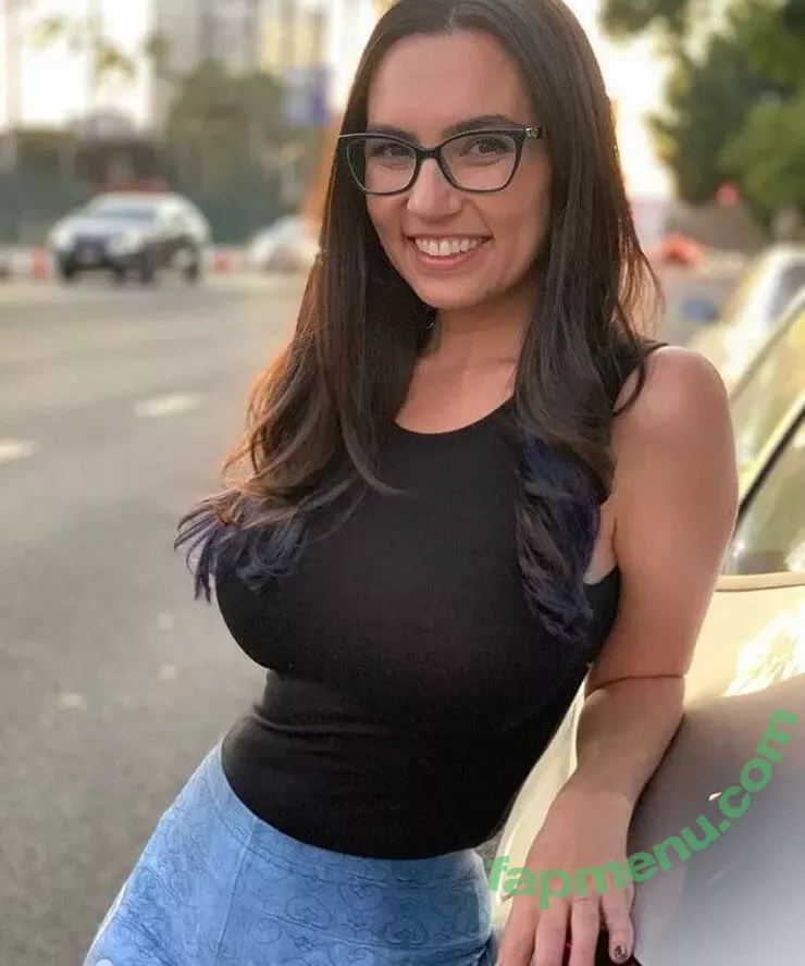 Trisha Hershberger nude photo #1446 (thatgrltrish)