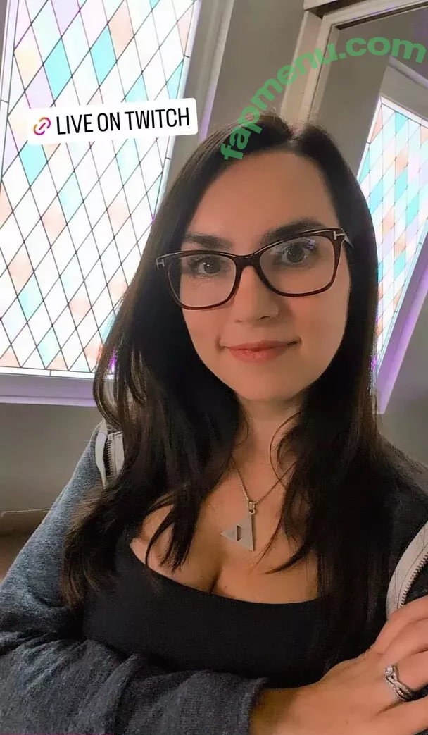 Trisha Hershberger nude photo #1457 (thatgrltrish)