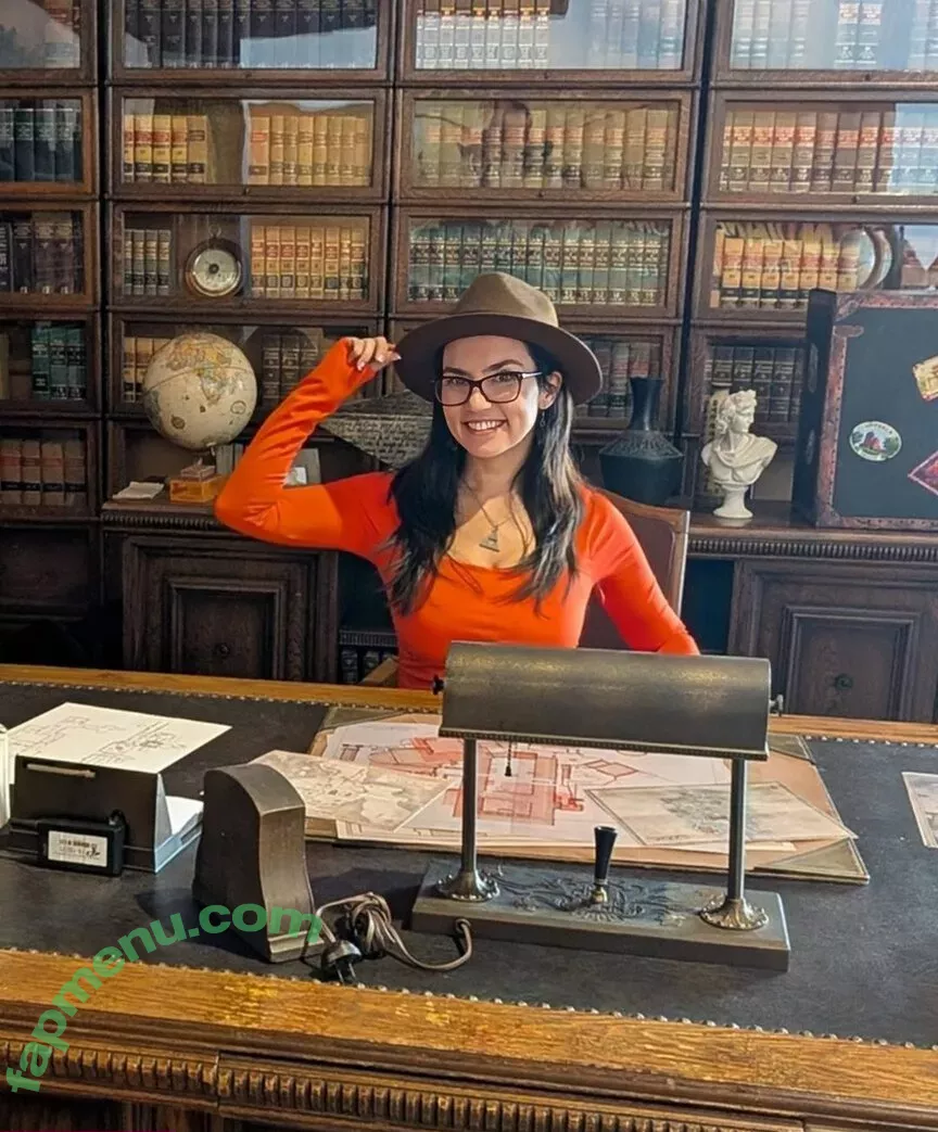 Trisha Hershberger nude photo #1460 (thatgrltrish)