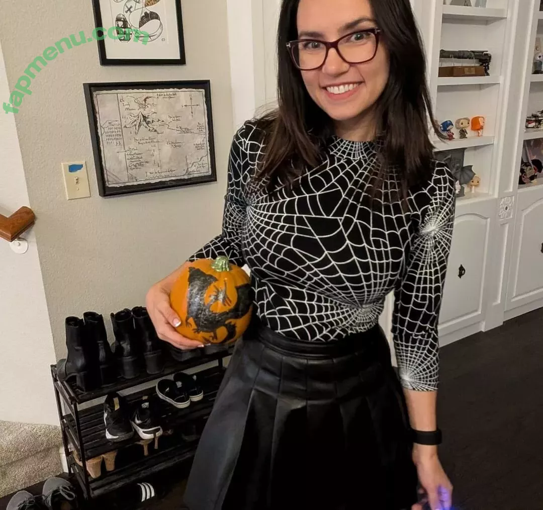 Trisha Hershberger nude photo #1474 (thatgrltrish)