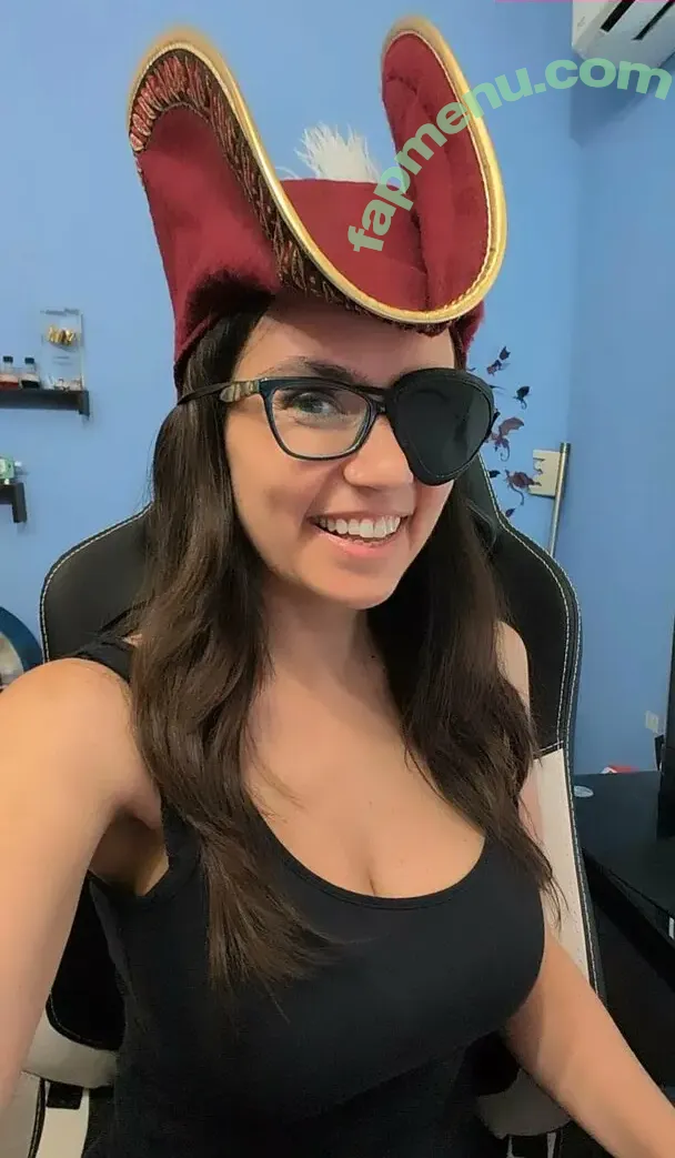 Trisha Hershberger nude photo #1557 (thatgrltrish)