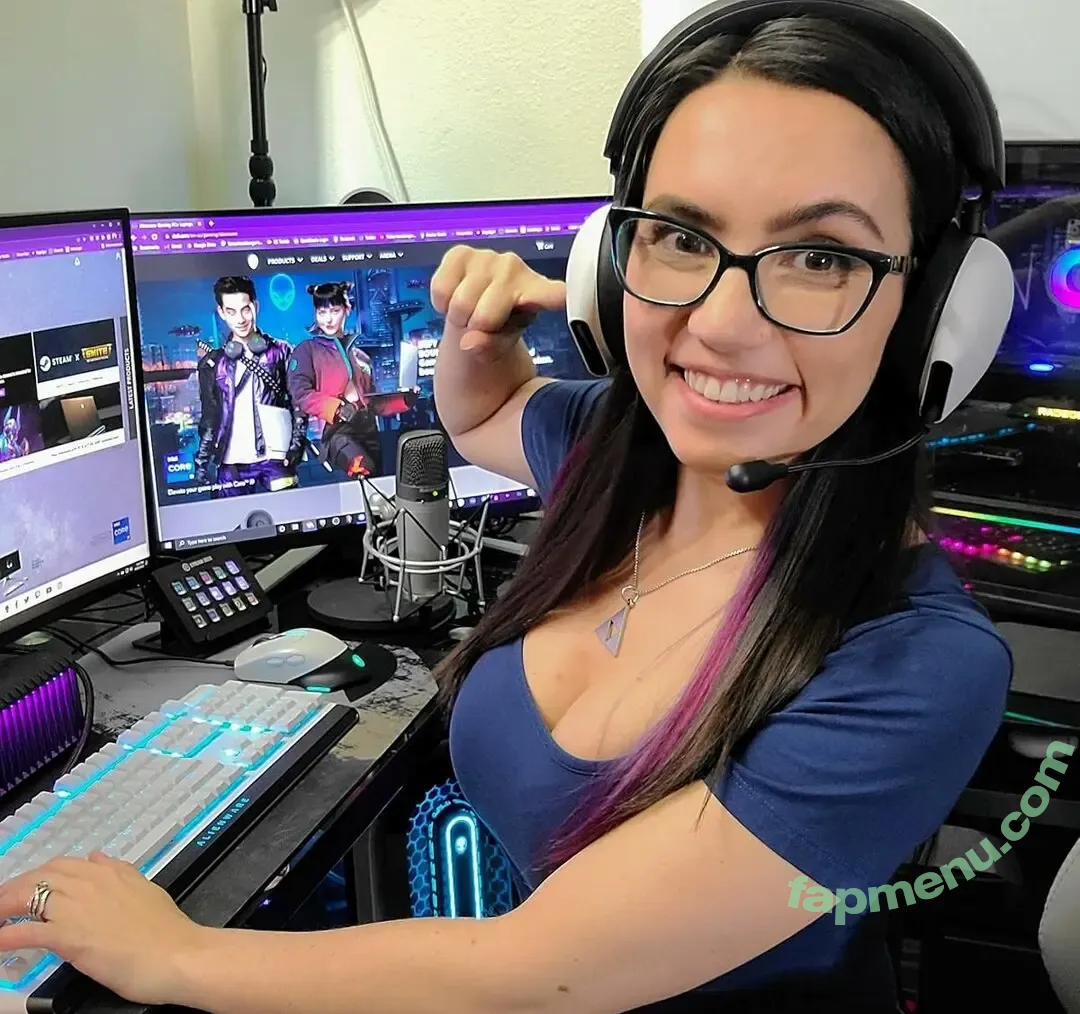 Trisha Hershberger nude photo #1651 (thatgrltrish)