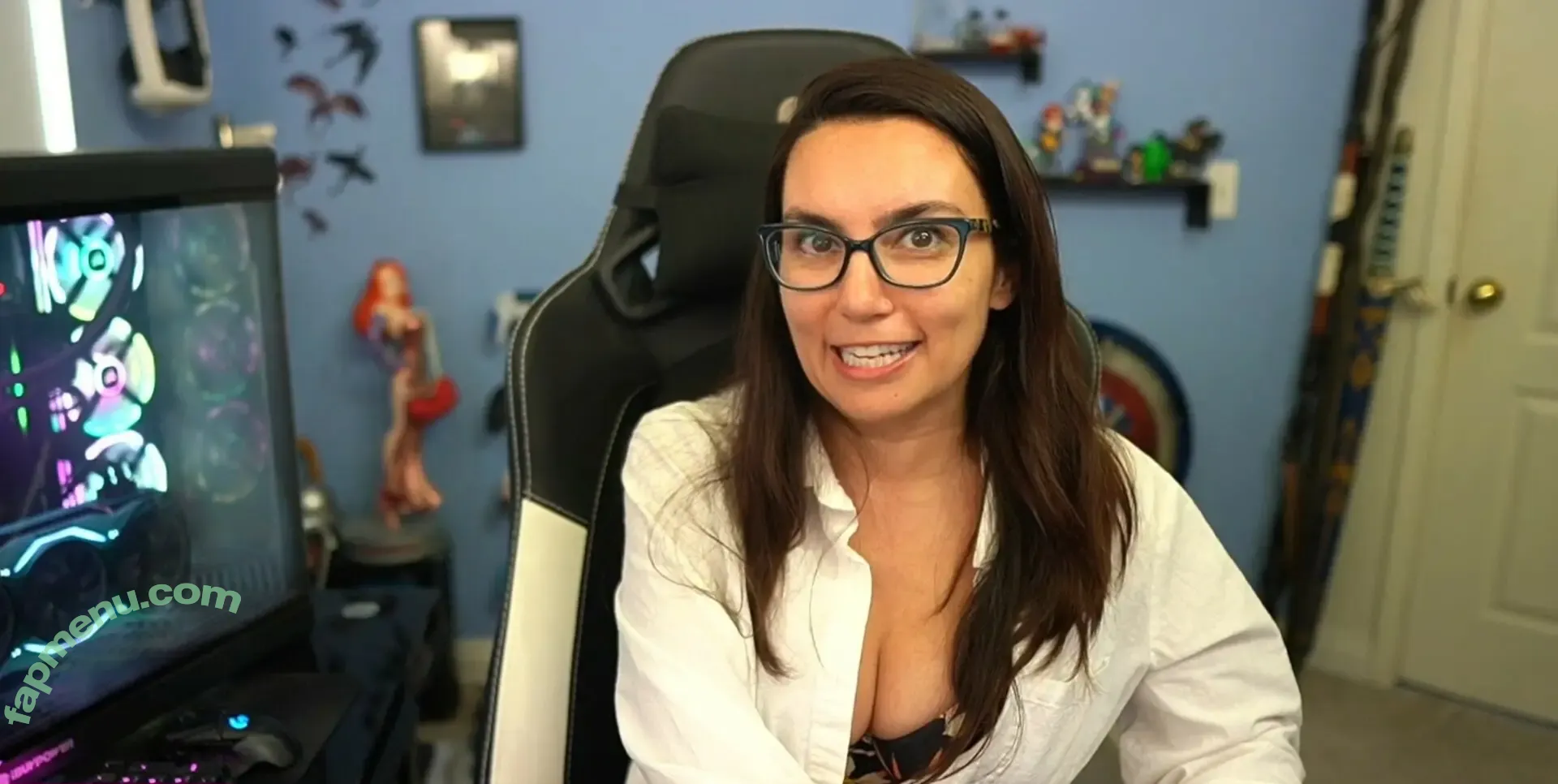Trisha Hershberger nude photo #1658 (thatgrltrish)