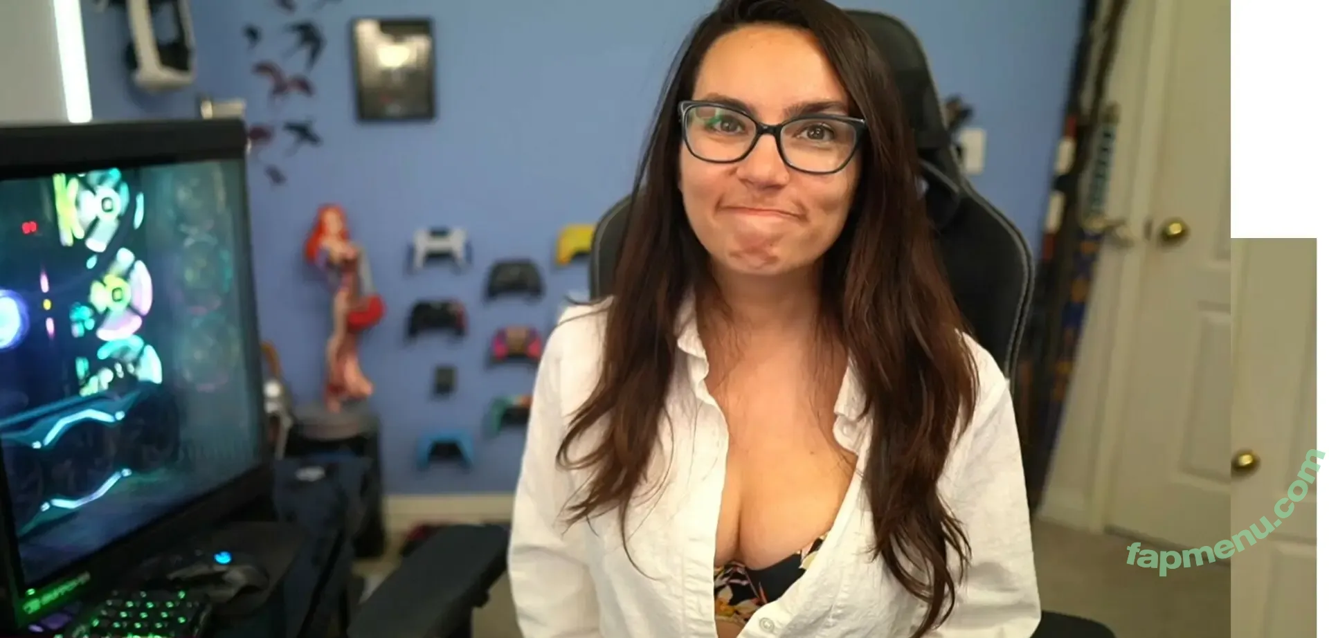 Trisha Hershberger nude photo #1659 (thatgrltrish)