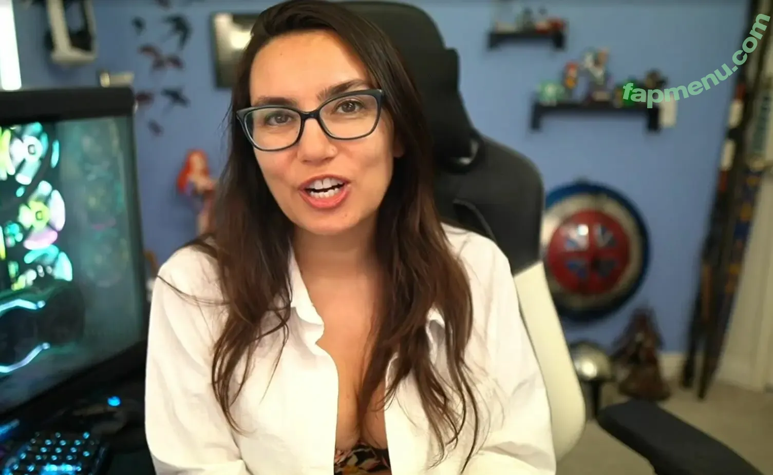 Trisha Hershberger nude photo #1673 (thatgrltrish)