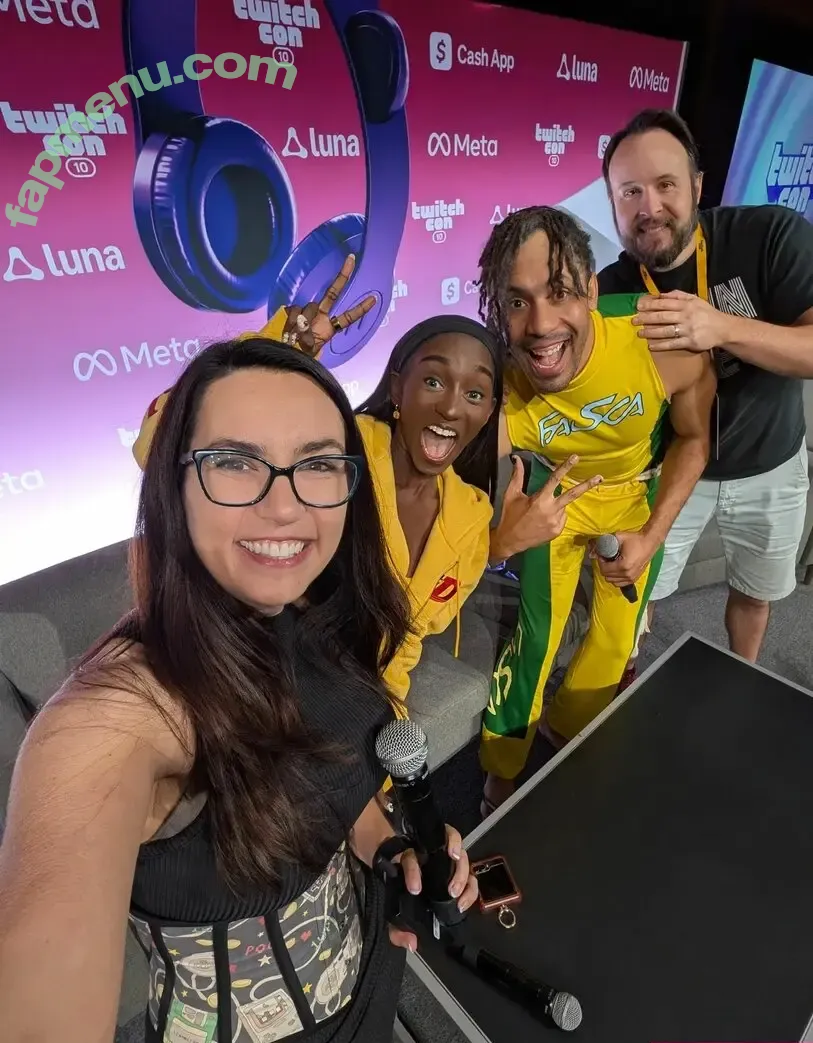 Trisha Hershberger nude photo #1684 (thatgrltrish)