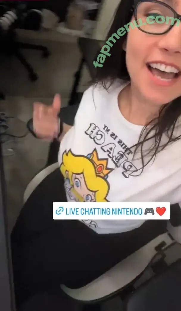 Trisha Hershberger nude photo #1696 (thatgrltrish)