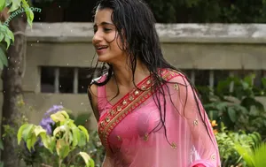 Trisha Krishnan / trishakrishnan nude photo #0052