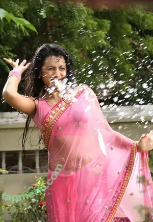 Trisha Krishnan / trishakrishnan nude photo #0055