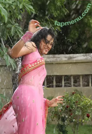 Trisha Krishnan / trishakrishnan nude photo #0063