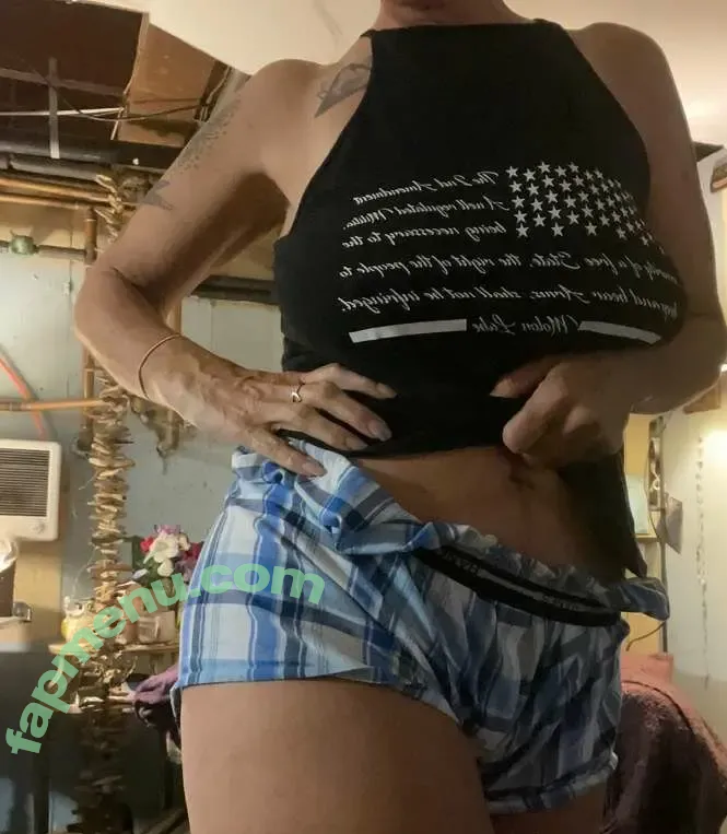 Trisha Moody nude photo #0034 (tmoodybourbeau / trishatmbmetal)