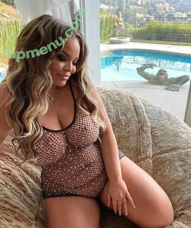 trishapaytas nude photo #0003 (trishapaytas)