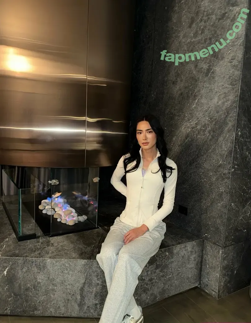 trishats26 nude photo #0040 (TrishaTS2)