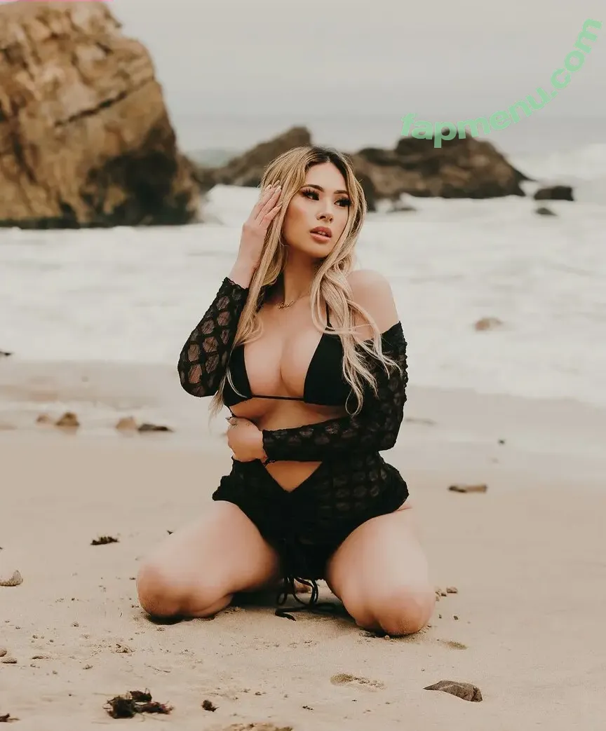 trishmayor nude photo #0004 (trishmayor)