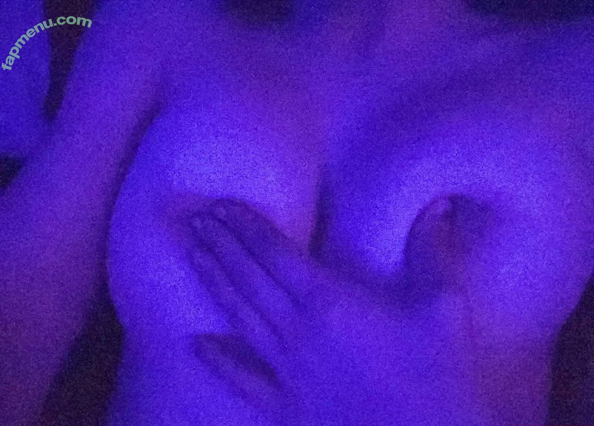 Trixbleu nude photo #0013 (Trixbleu)