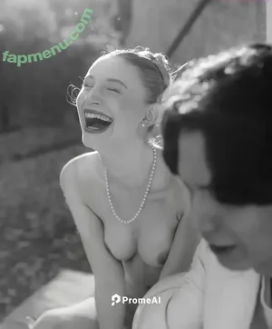  nude photo #0001