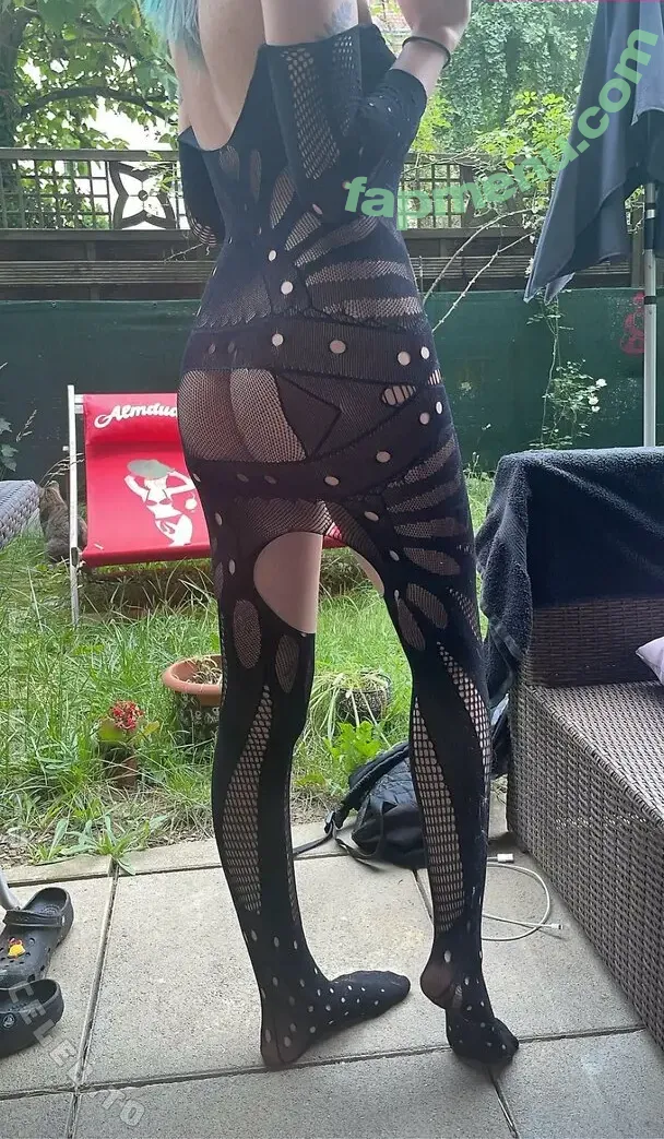 Trixi420 nude photo #0070 (Trixi420)