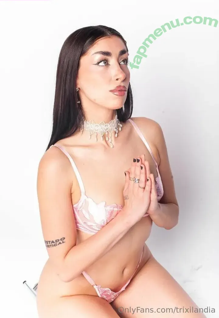 trixilandia nude photo #0034 (trixexyy)