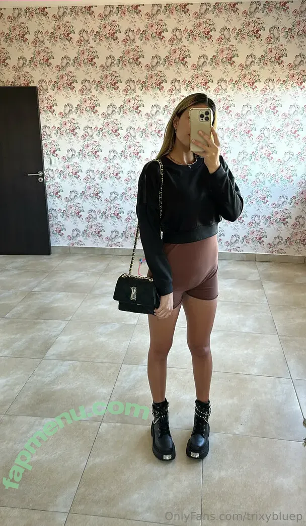 trixybluep nude photo #0041 (trixyblue)