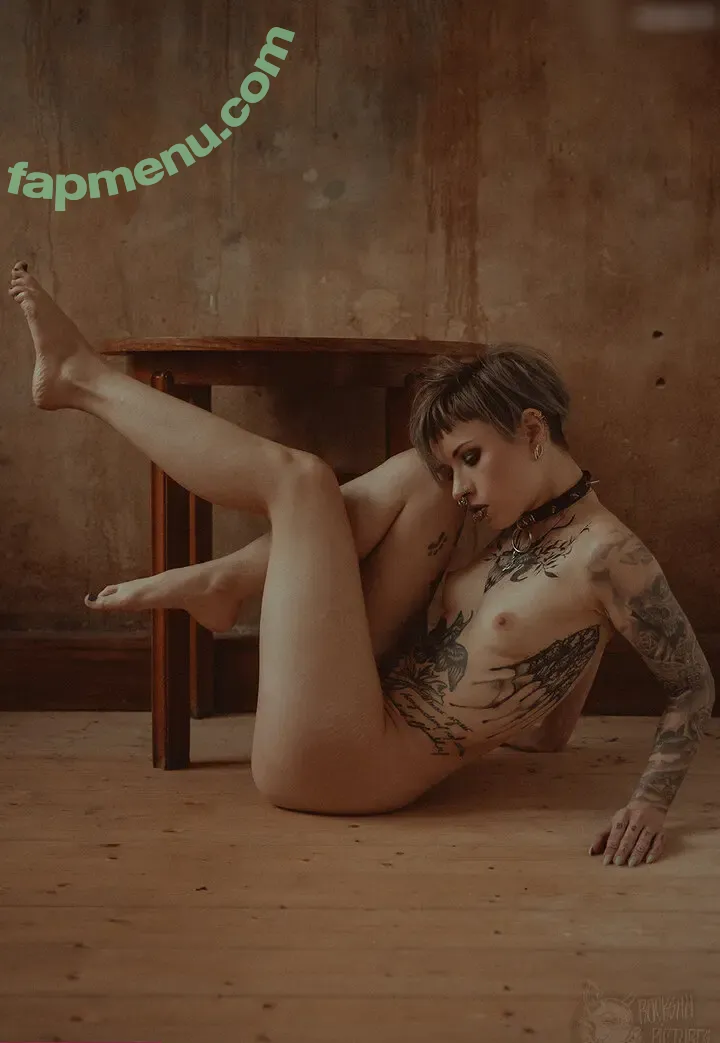 Triz Täss nude photo #0014 (ModelTrizTaess / triztaess)