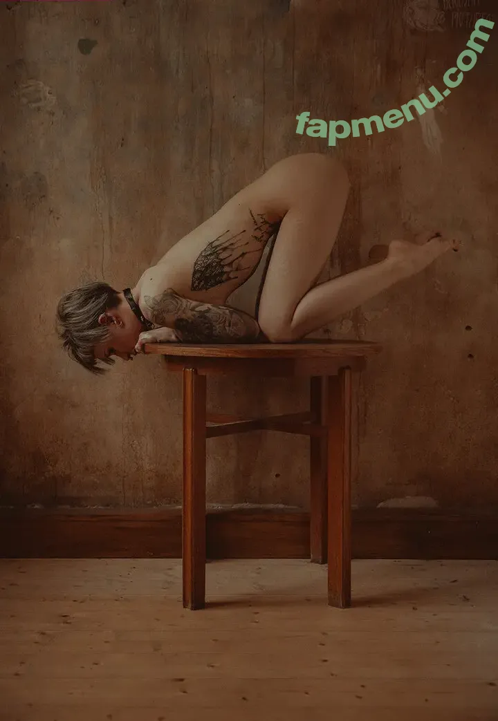 Triz Täss nude photo #0016 (ModelTrizTaess / triztaess)