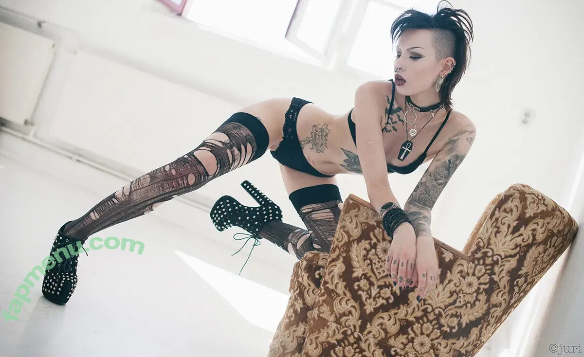 Triz Täss nude photo #0050 (ModelTrizTaess / triztaess)