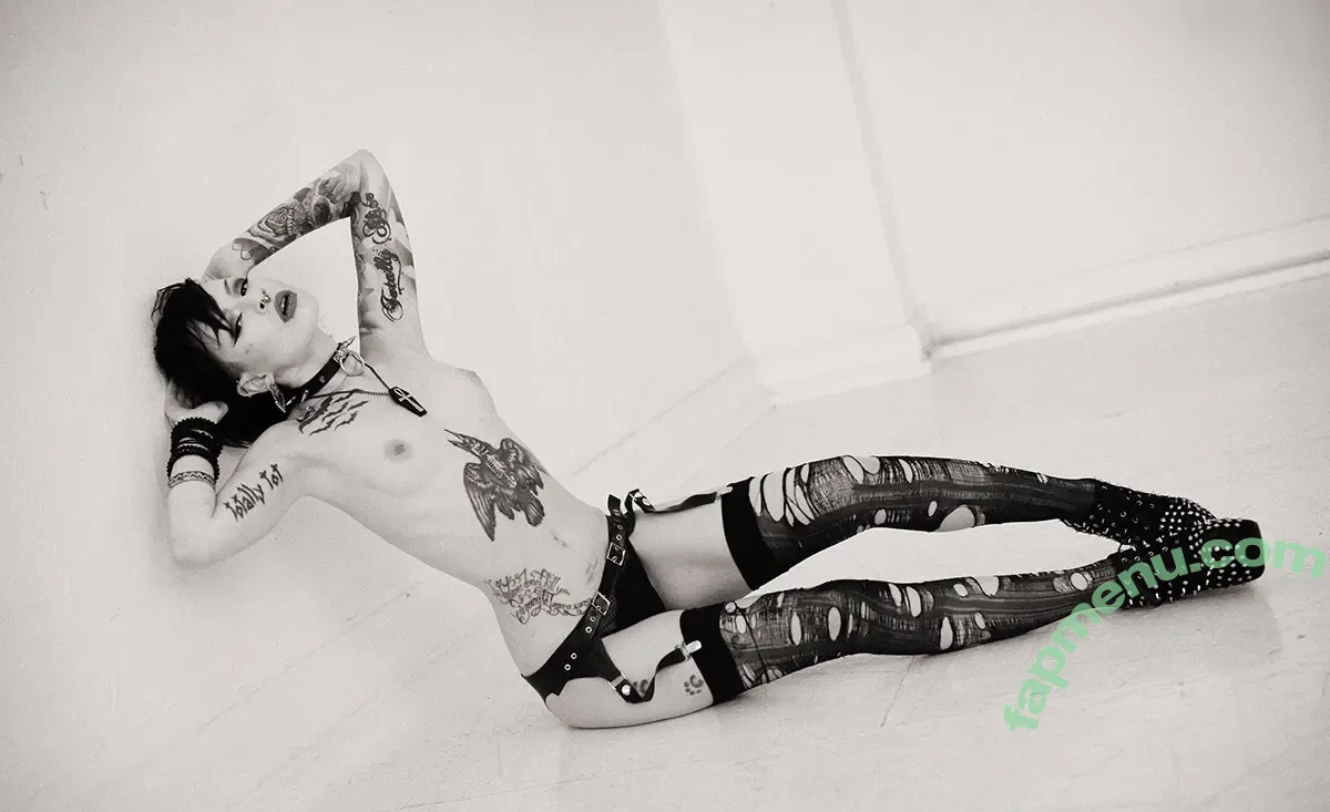 Triz Täss nude photo #0056 (ModelTrizTaess / triztaess)