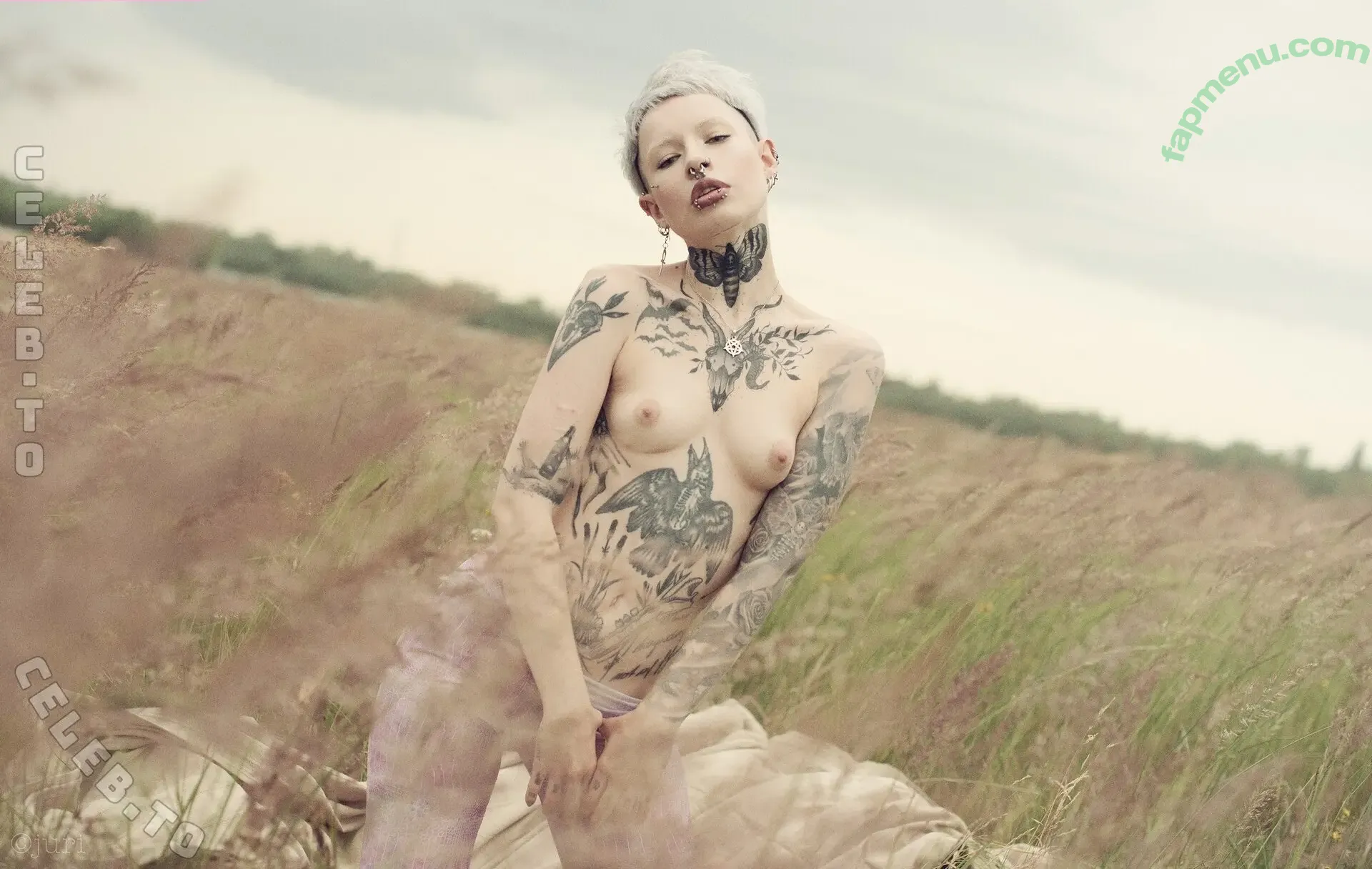 Triz Täss nude photo #0331 (ModelTrizTaess / triztaess)