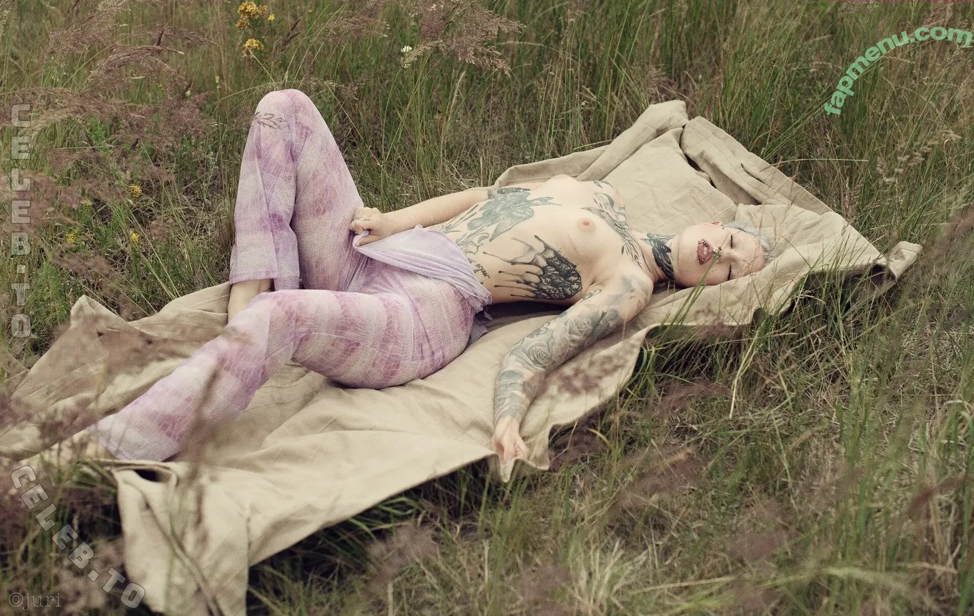 Triz Täss nude photo #0333 (ModelTrizTaess / triztaess)